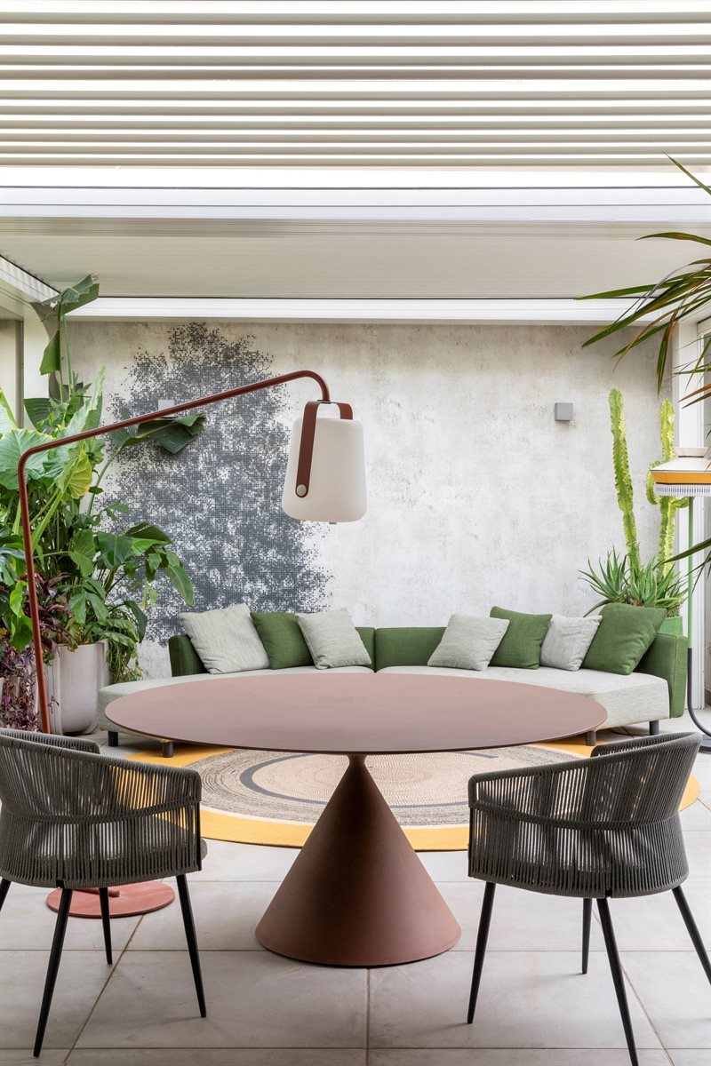 0913cb79-f69c-4d46-80a4-853f82d1fb23